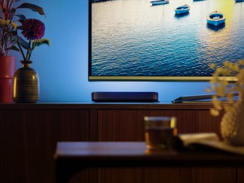 Philips Hue Play WCA Lightbar Base, Black|42 W|2000-6500 Hue White Colour Ambiance Philips Hue Play WCA Lightbar Base, Black|42 W|2000-6500 Hue White Colour Ambiance