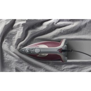 TEFAL | FV6870E0 | Żelazko parowe | 2800 W | Pojemność zbiornika na wodę 270 ml | Para ciągła 40 g/min | Czerwony/Szary