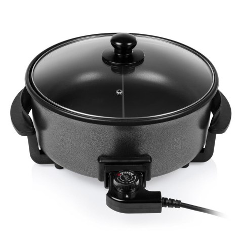 Tristar | Wielofunkcyjna patelnia grillowa XL | PZ-9135 | Średnica 30 cm | Grill | 1500 W | Pokrywa w zestawie | Stały uchwyt | Tristar | Wielofunkcyjna patelnia grillowa XL | PZ-9135 | Średnica 30 cm | Grill | 1500 W | Pokrywa w zestawie | Stały uchwyt |