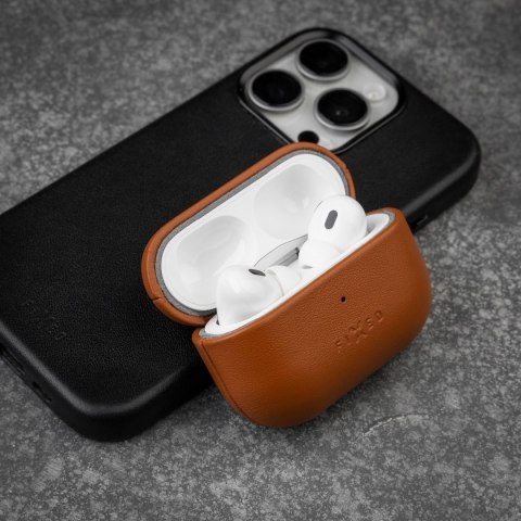 Fixed | Etui na słuchawki douszne z obsługą MagSafe | Apple AirPods Pro 2/Pro 2 (USB-C) | Brązowy | Skóra Fixed | Etui na słuchawki douszne z obsługą MagSafe | Apple AirPods Pro 2/Pro 2 (USB-C) | Brązowy | Skóra