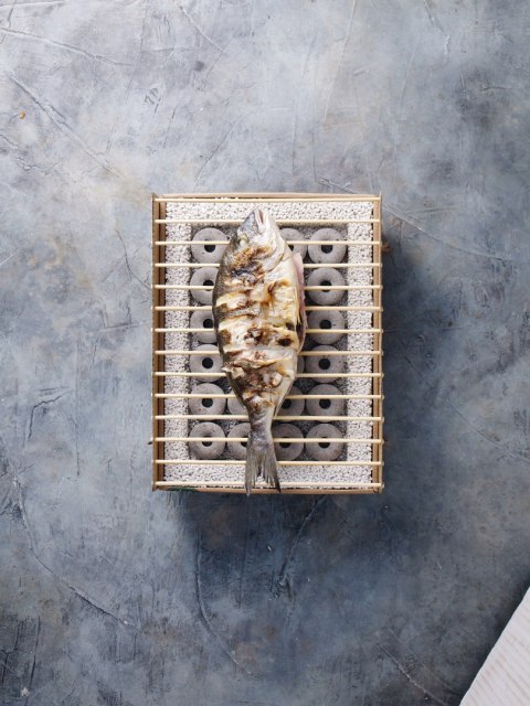 Casus Grill w papierowym opakowaniu Casus Grill w papierowym opakowaniu